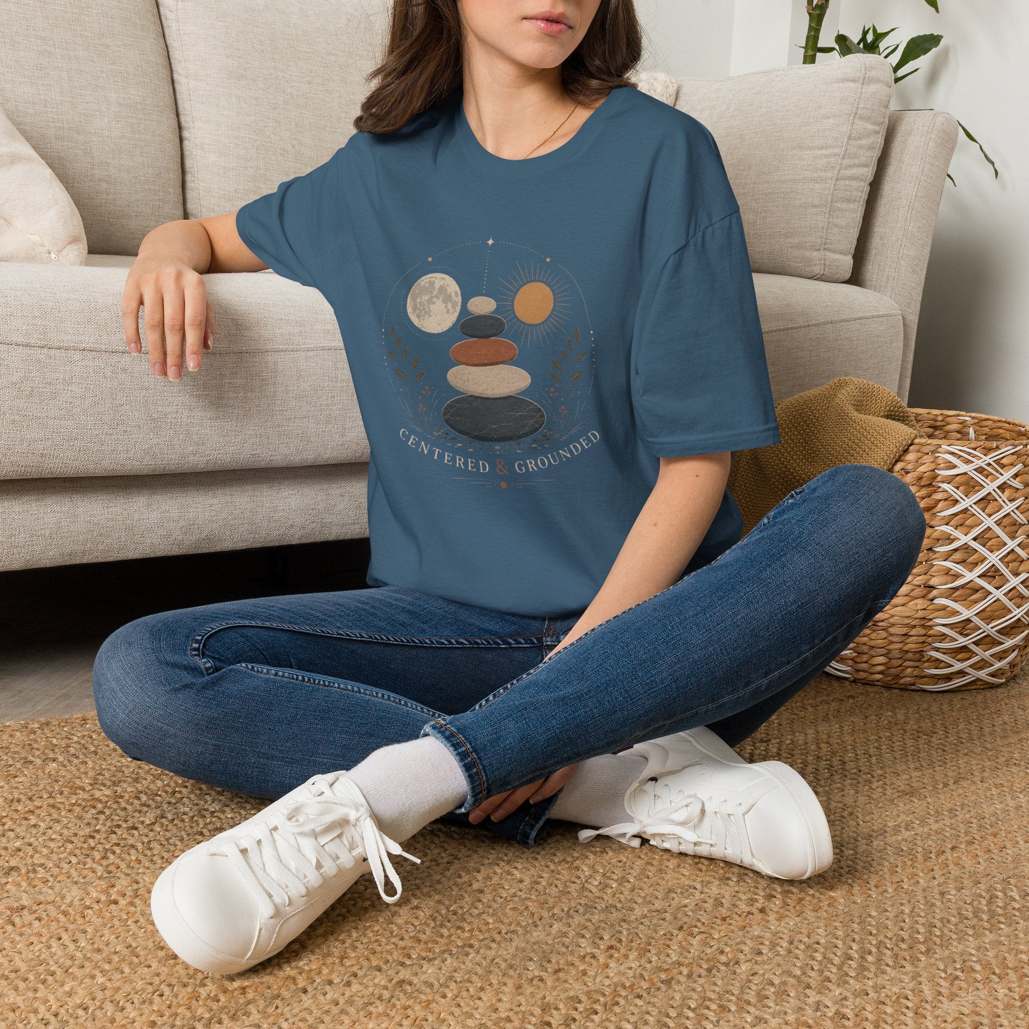 Centered & grounded (gold) T-Shirt