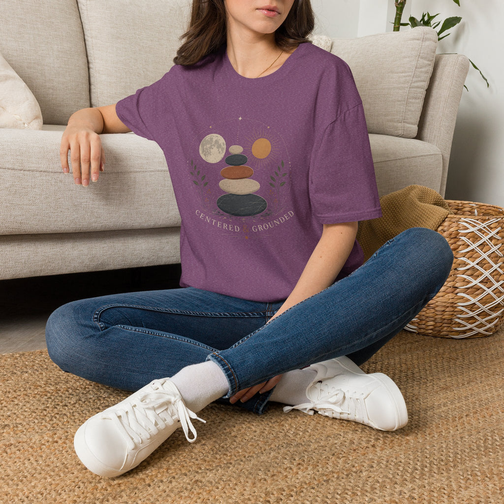 Centered & grounded (gold) T-Shirt